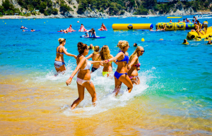Beachparty Ausflug - Mädchen Wasser
